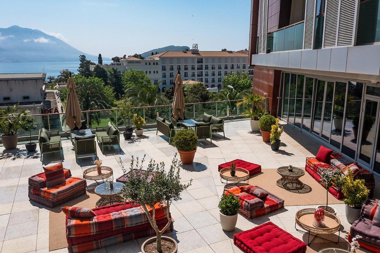 Hotel TQ Plaza Budva Exterior foto